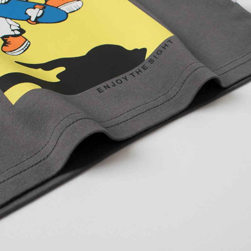 Marca de moda ropa infantil otoño nuevo dibujos animados niños mangas largas camiseta camiseta de base ropa de bebé comercio exterior una agencia