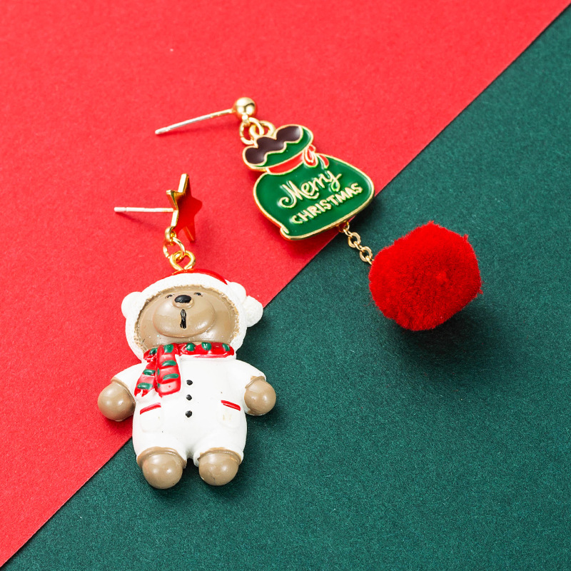 Christmas Series Alloy Resin Bear Gift Box Ball Earrings Wholesale Nihaojewelry display picture 5
