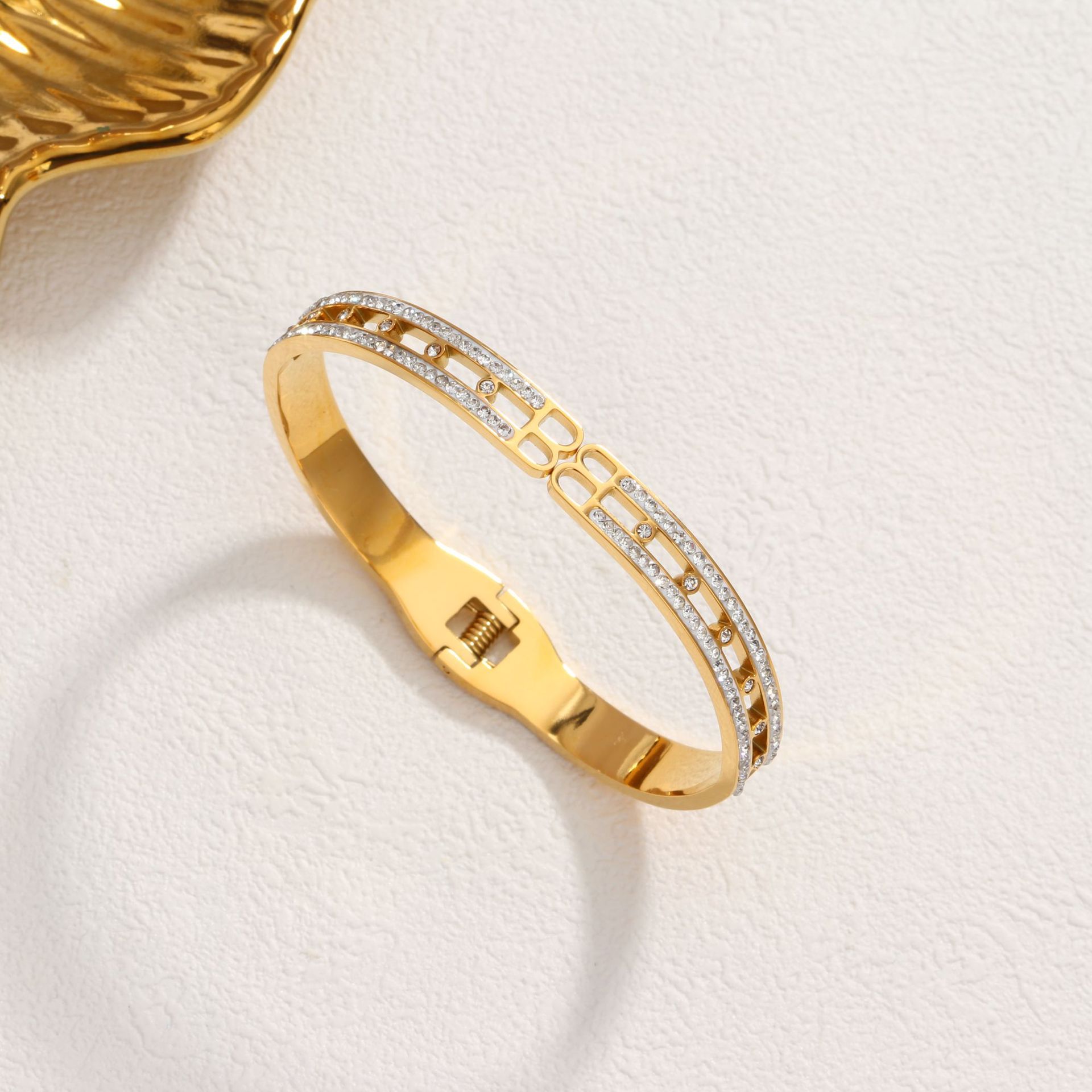 27 글자 B 팔찌 골드