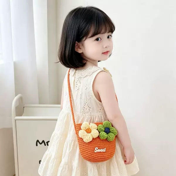 Children's small bag, girls' woven bag, 2026 new model, cute floral mini bucket bag, trendy Korean style woven crossbody bag