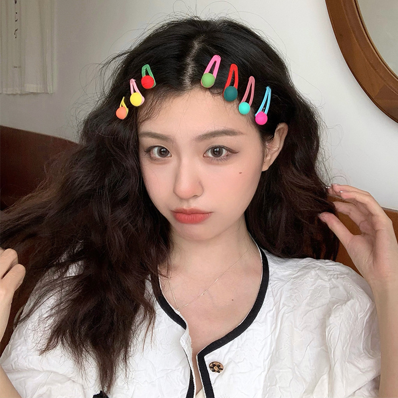Fashion Cute Candy Color Round Bean Classic Barrettes Side Clip Hairpin display picture 4