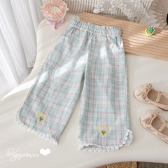 女の子の夏の9分のズボンの洋気の田園風の格子縞のレースの刺繍のカジュアルなズボンの女性の赤ちゃんの夏のタイプの通気性のズボン