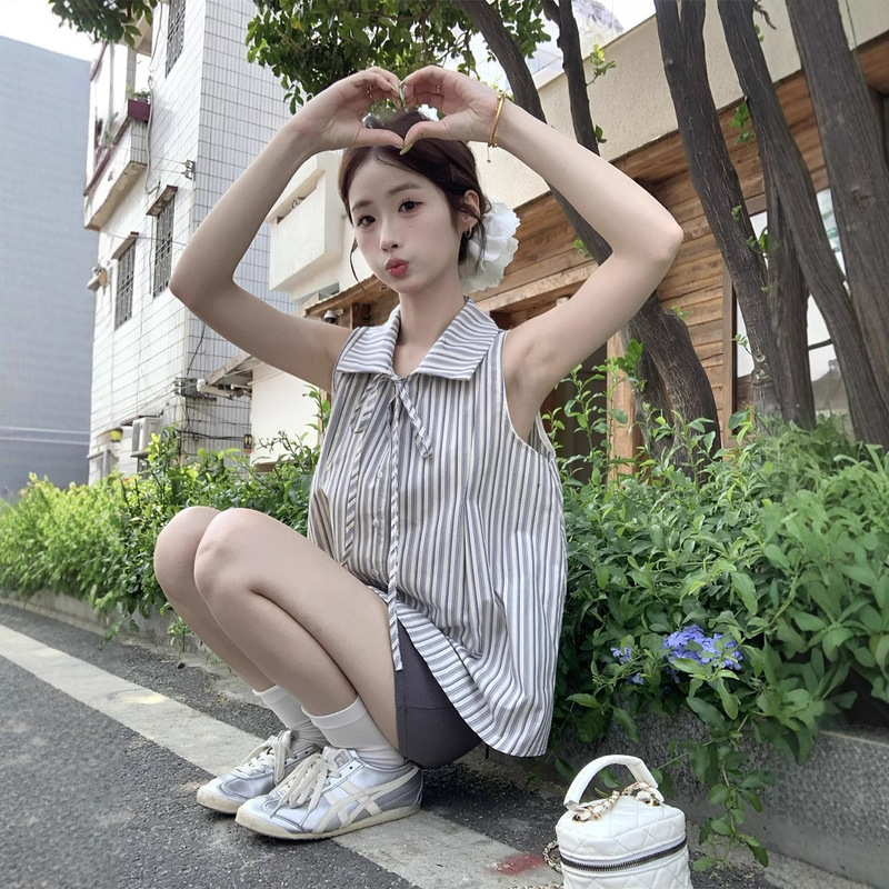 Factory Wholesale Design French High Grade Striped Bow Shirt Sleeveless Top Student Slimming Vest Women Summer