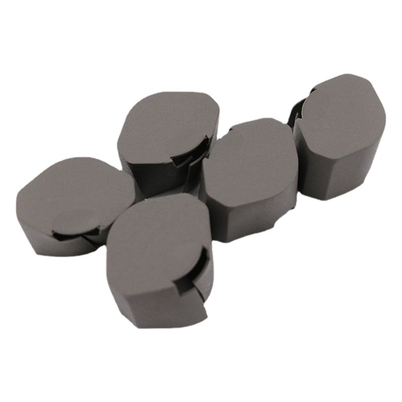 Производитель поставляет защитный кожух для конденсаторов, изоляционный силиконовый колпачок, обеспечивающий теплоотведение, высокотемпературный резиновый колпачок, электрическое сопротивление 3 кВ, теплопроводящий силикон.