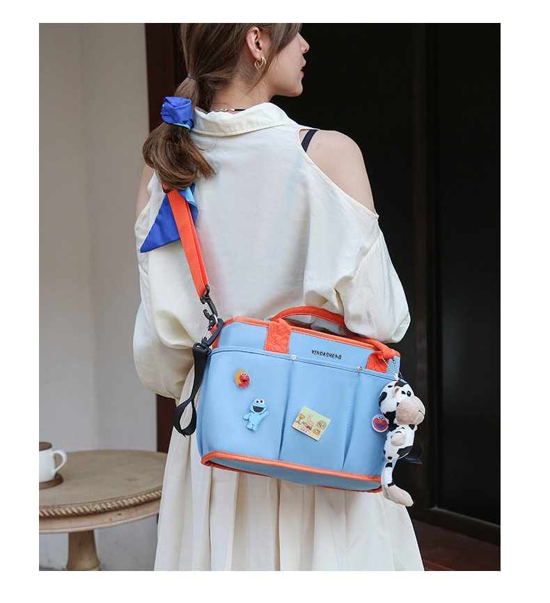 New tote handbag for Mommy, portable, single-shoulder, suitable for hanging baby strollers, large capacity, versatile and high-end Mommy backpack undefined