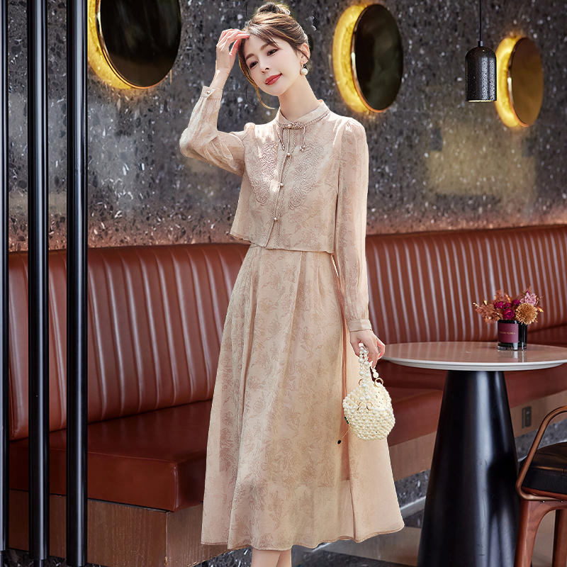 New Chinese-Style National Style Cheongsam Dress for Women, Spring and Summer 2026 New Model, Chanel-Inspired Buttoned Elegant Two-Piece Set