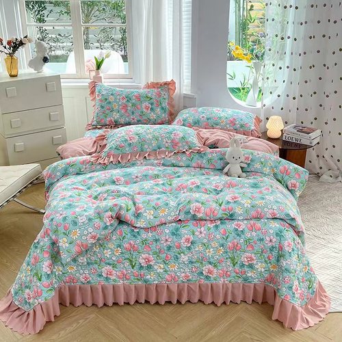 Korean washed cotton quilted three-piece bed cover set, four-season quilted bed sheets, and four-piece summer quilt set of the same style