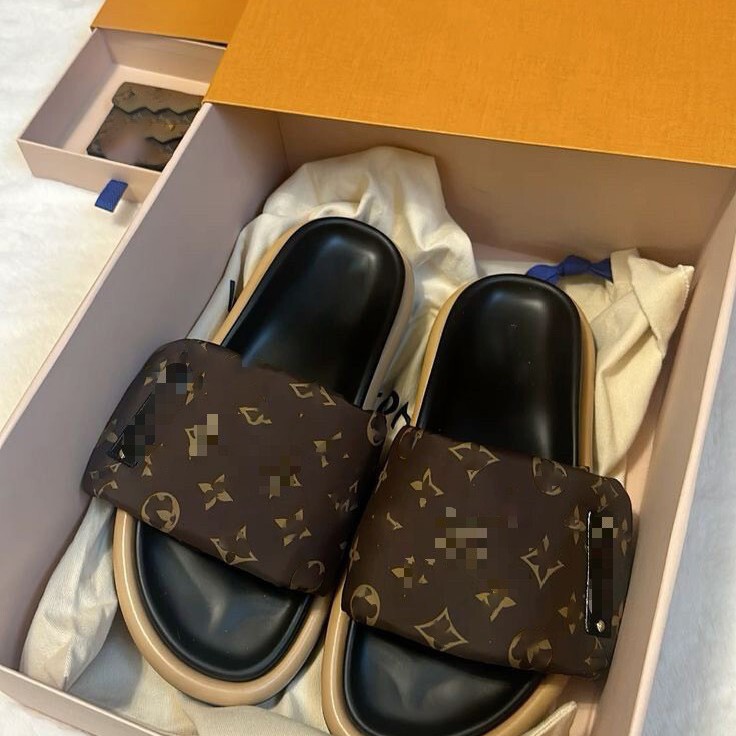 Foreign Trade Lujia Silk Satin 2025 Summer Velcro Women's Slippers Couple's Platform Non-Slip Wear-Resistant Flat Thick-Soled Wholesale