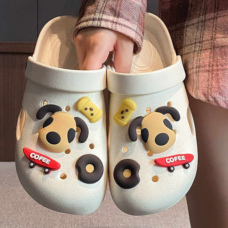 Новая открытая обувь для девочек-подростков носят летнюю пробку