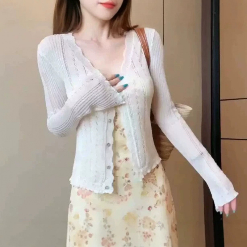 Hollow-Out V-Neck Sun-Protective Long-Sleeve Knit Cardigan for Women, Summer Wear with Camisole, Stylish Thin Air-Conditioning Cover-Up Top Hollow-Out V-Neck Sun-Protective Long-Sleeve Knit Cardigan for Women, Summer Wear with Camisole, Stylish Thin Air-Conditioning Cover-Up Top