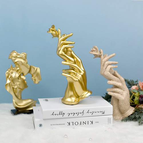 Nordic light luxury gold handheld rose resin decorative ornaments TV cabinet dining room living room wine cabinet decorative ornaments