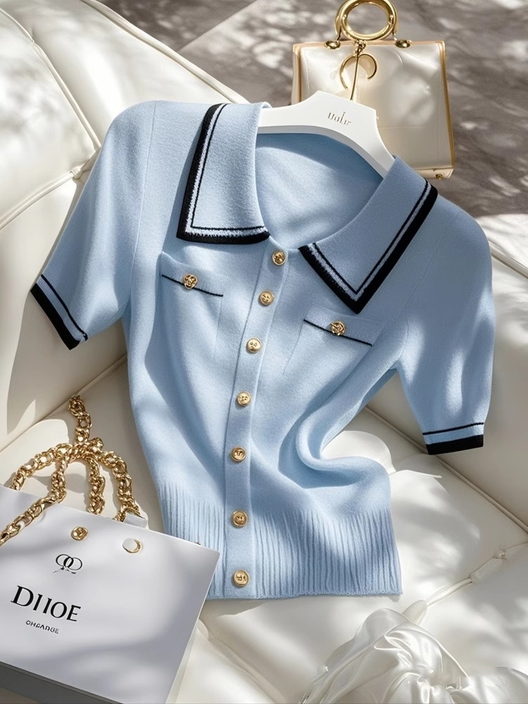 Áo thun nữ polo cổ bẻ tay ngắn phối màu tương phản, chất liệu len lụa mát mẻ — màu xanh nhạt