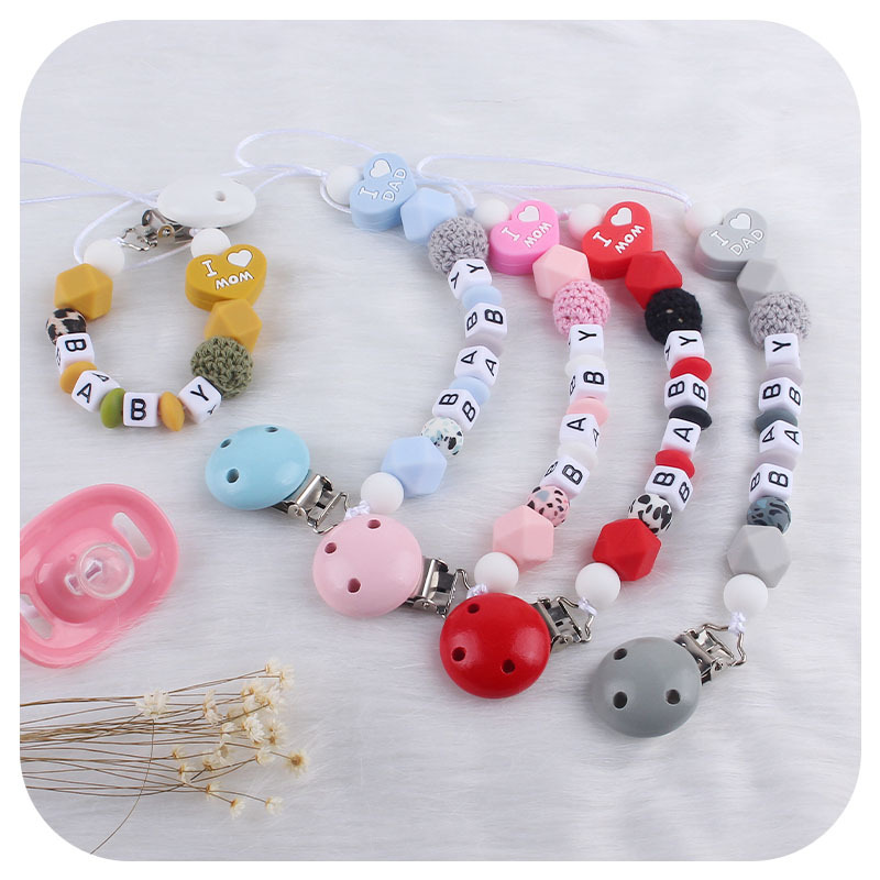 Bebé dibujos animados amor dos lados mamá papá silicona mordedor personalizable bebé nombre pezón cadena anti-caída