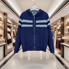 �p�洩ᘿ��_��Ů�ﶬƴɫ�Bñë������Ů����㼑��L���e�ٴ��⴩