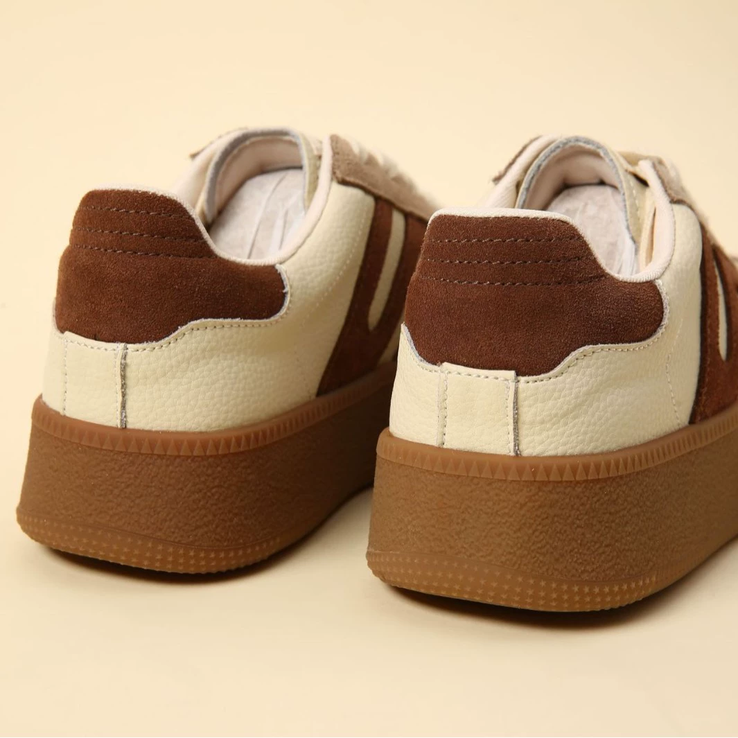 Shoes platform, sports sneakers, 2025 years
