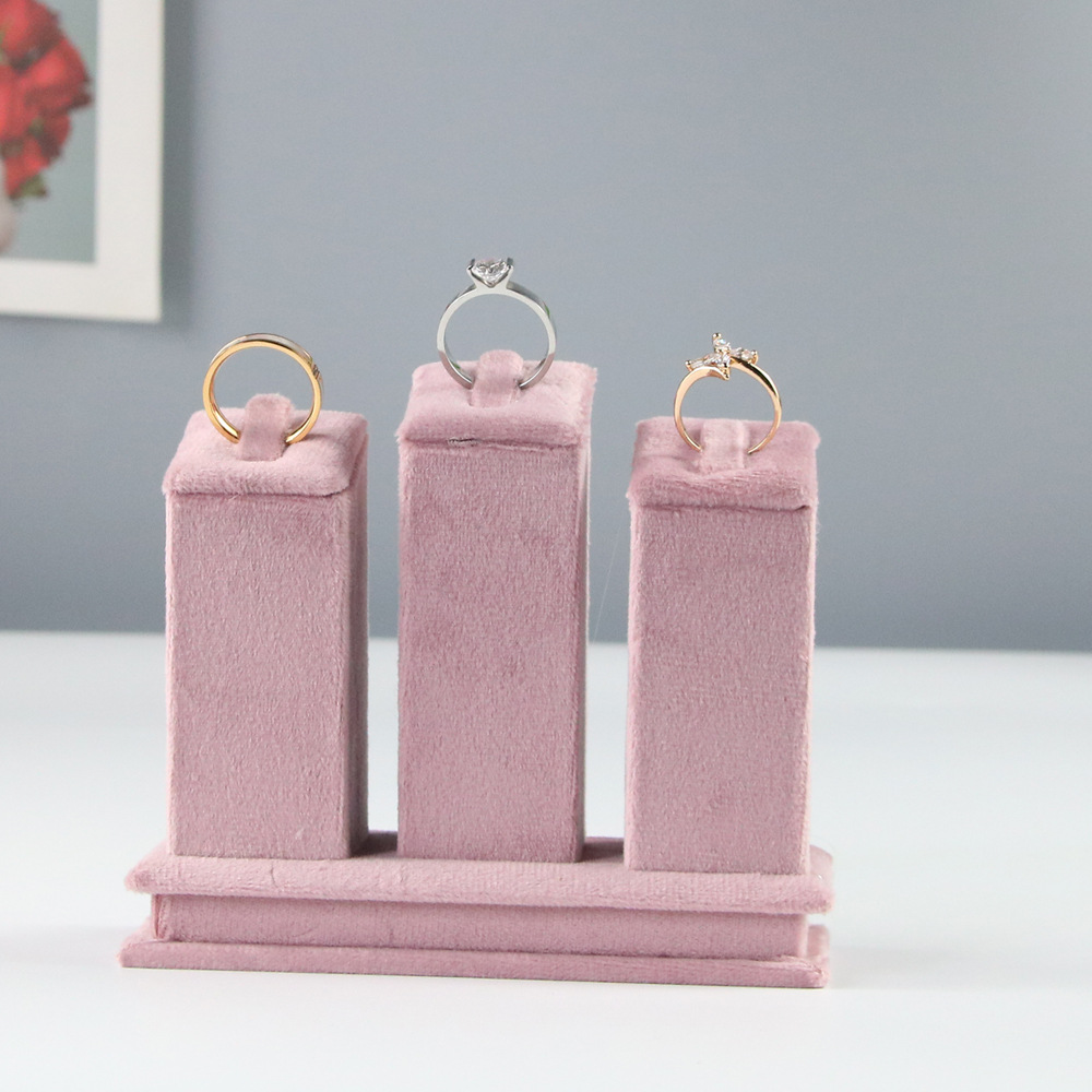 62g Weight Jewelry Rack Classification 1 Piece Quantity velvet, Flannel Material Solid Color Pattern All Seasons Season Classic Style Style 1 Piece Velvet Flannel Classic Style Solid Color Jewelry Rack 13