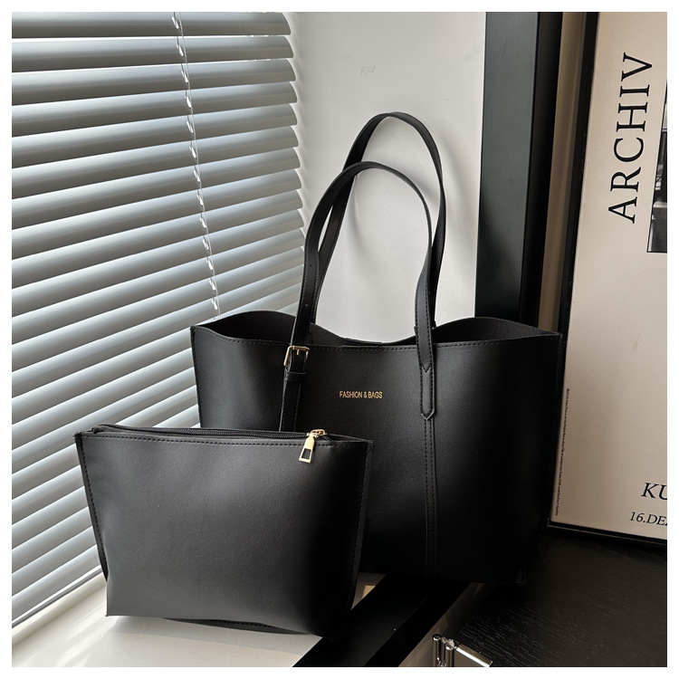 Wholesale of retro, simple and elegant tote bags from the manufacturer. New stylish, large-capacity single-shoulder bags for commuting and casual use undefined