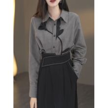 感灰色衬衫女装秋冬季2025年新款立体花朵上衣打底衫女士衬衣