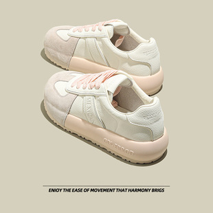 Korean-style Retro Light Casual Women's 2025 Spring Fashion All-match Soft-soled Height-increasing Thick-soled German Training Board Shoes White Shoes