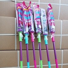 ���Q���������i�Qˮ�ϰѾ��l�ϰ���ɫ�ϰѸɝ�����ϵؿ���U�ղ�