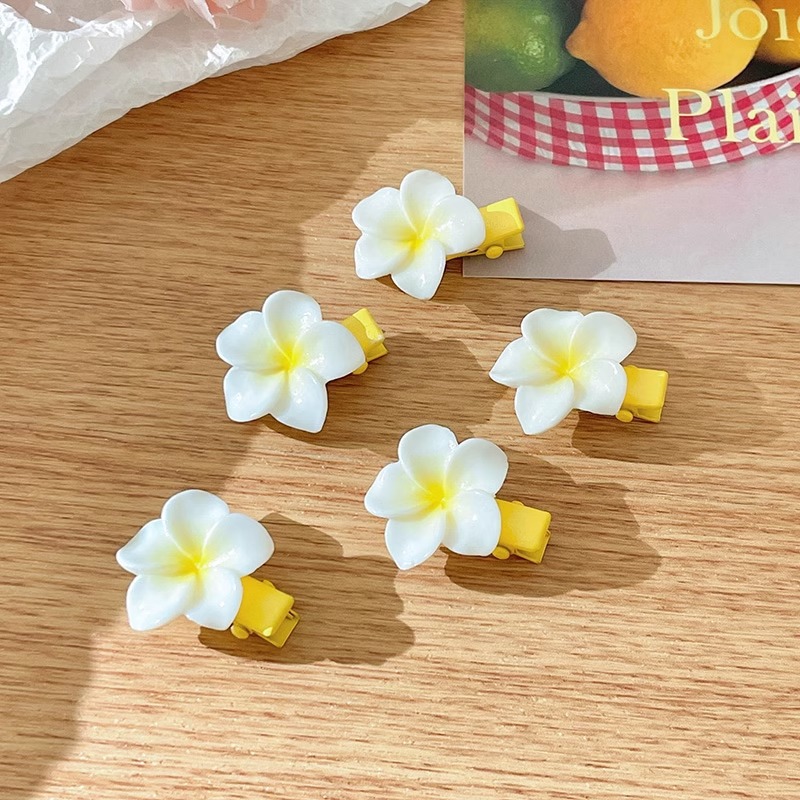 Coreano dulce perla huevo flor de pelo de vacaciones de flores de vacaciones de playa pinzas de cabello de flores