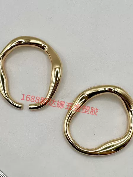 Bright gold zinc alloy wavy double-ring buckle three-dimensional tubular hardware connecting ring bag shoulder strap accessory