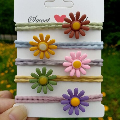 Internet celebrity's same style small daisy hair tie, sweet candy color daisy hair rope, cute and fresh = girl's headdress with flowers