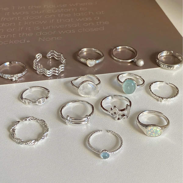 Brand design universal ring