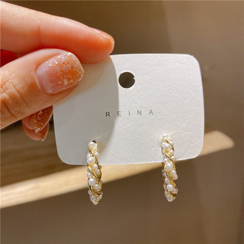 Korean style Dongdaemun temperament pearl earrings S925 silver needle ladylike temperament fashion small fresh spiral round earrings