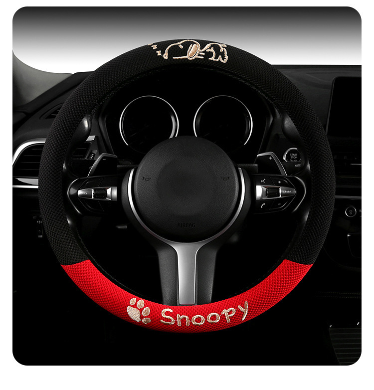 Cross-Border Car Steering Wheel Cover Wholesale Cartoon Embroidered Snoopy All-Season Universal Ice Silk Non-Slip Breathable Car Accessory