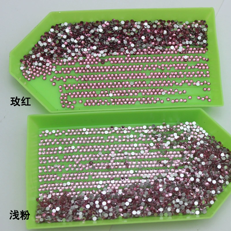 Shiny diamond for manicure handmade, 1.5mm, DIY