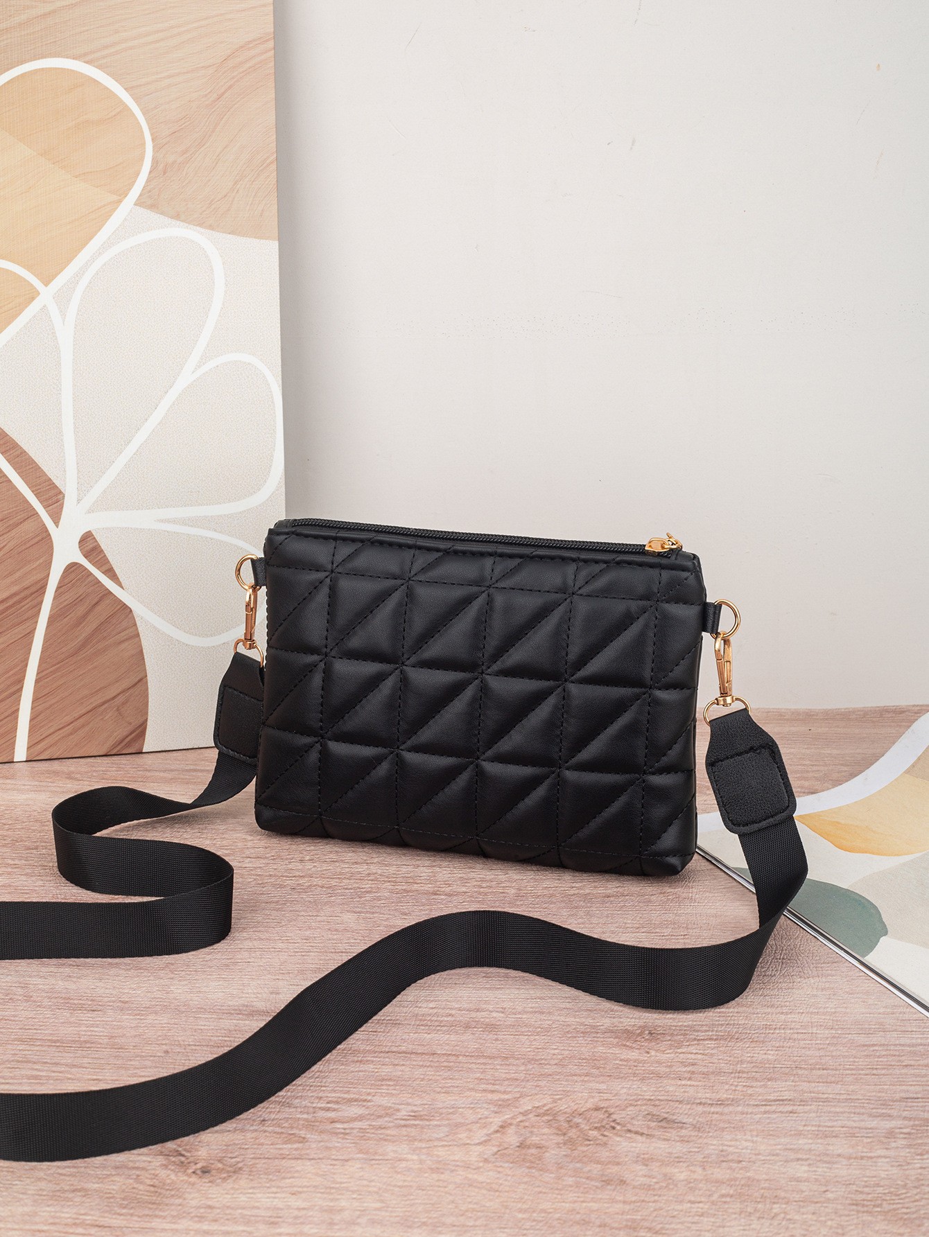 Bolsos de mujer transfronterizos bolsos mini bolsos de teléfono móvil mano de moda 2025bag triángulo pequeño bolso pequeño nuevo cambio bordado image 6