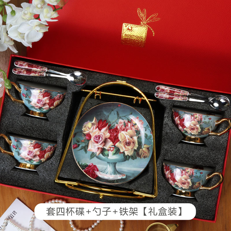 Conjunto de tazas de café europeas de cerámica de alta calidad, pequeño lujo de té de la tarde con cuchara de cerámica, taza de té de flores, caja de regalo