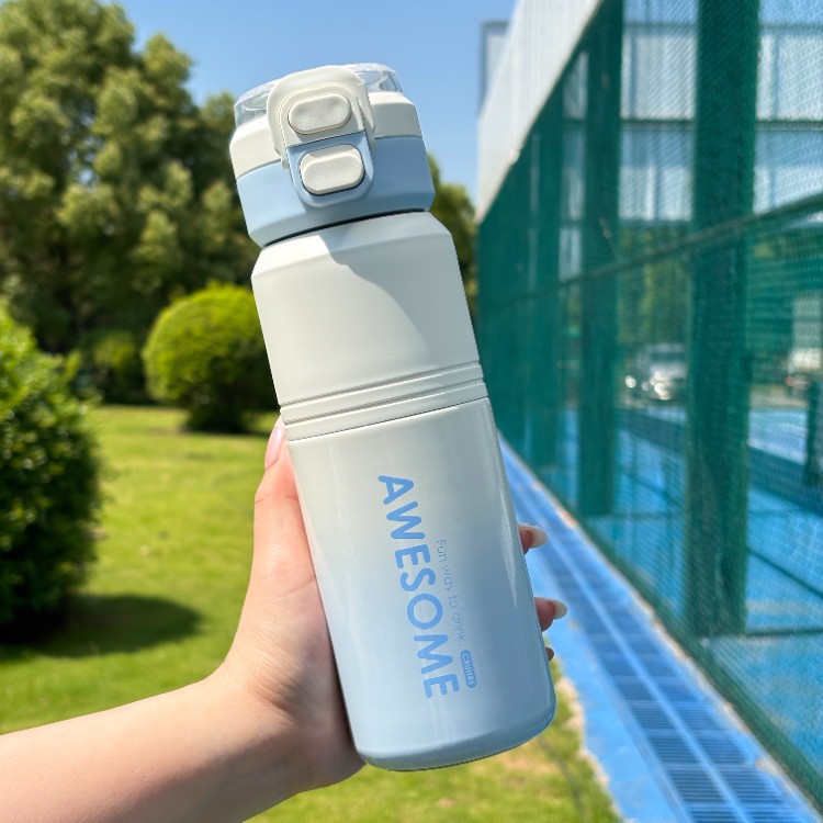 Taza de aislamiento deportivo simple 316 de acero inoxidable de alta capacidad para beber taza de agua de alto valor de la cara nueva hervidora