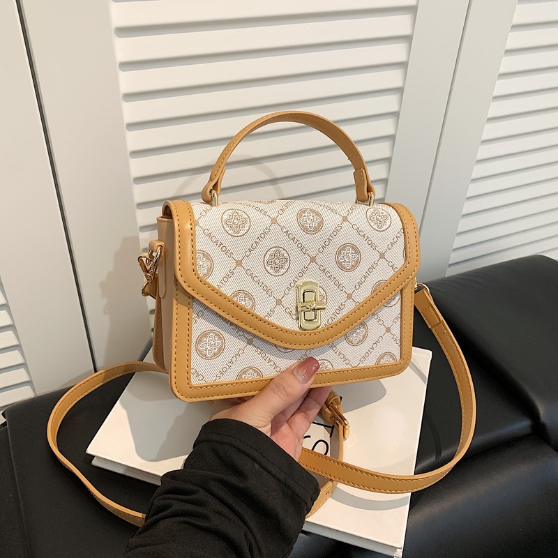 Bolso de moda para mujeres 2025 nuevo estilo transfronterizo de alta calidad retro bolso de hombro de moda simple bolso de mochila