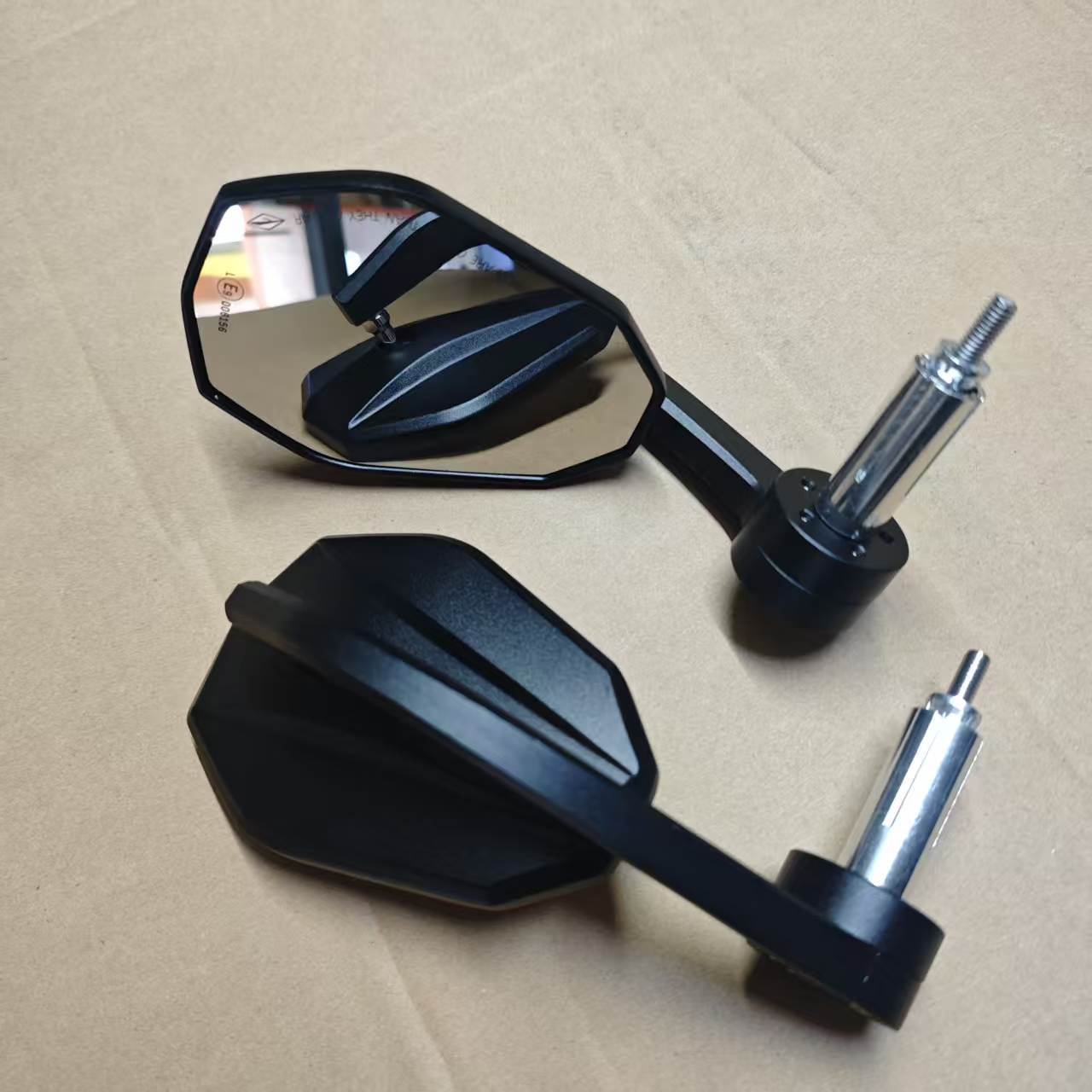 Modified All-Aluminum Cnc Handlebar Rearview Mirror Suitable for Nk800 Motorcycle, Niu 9, and Yadea Electric Scooter