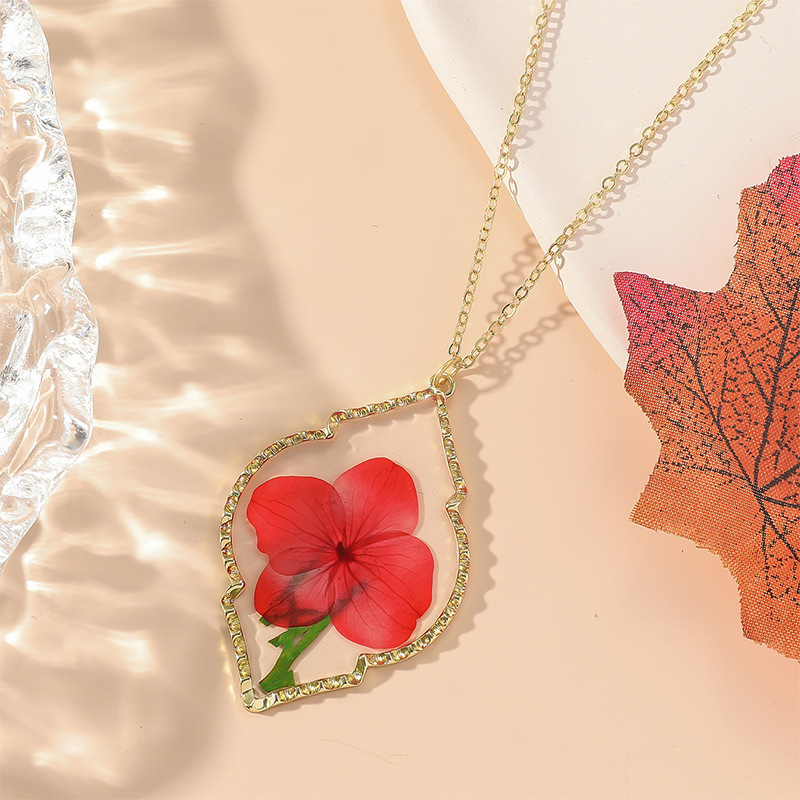 Fairy Style Dried Flower Alloy Cable Chain Pendant Necklaces Wholesale display picture 5