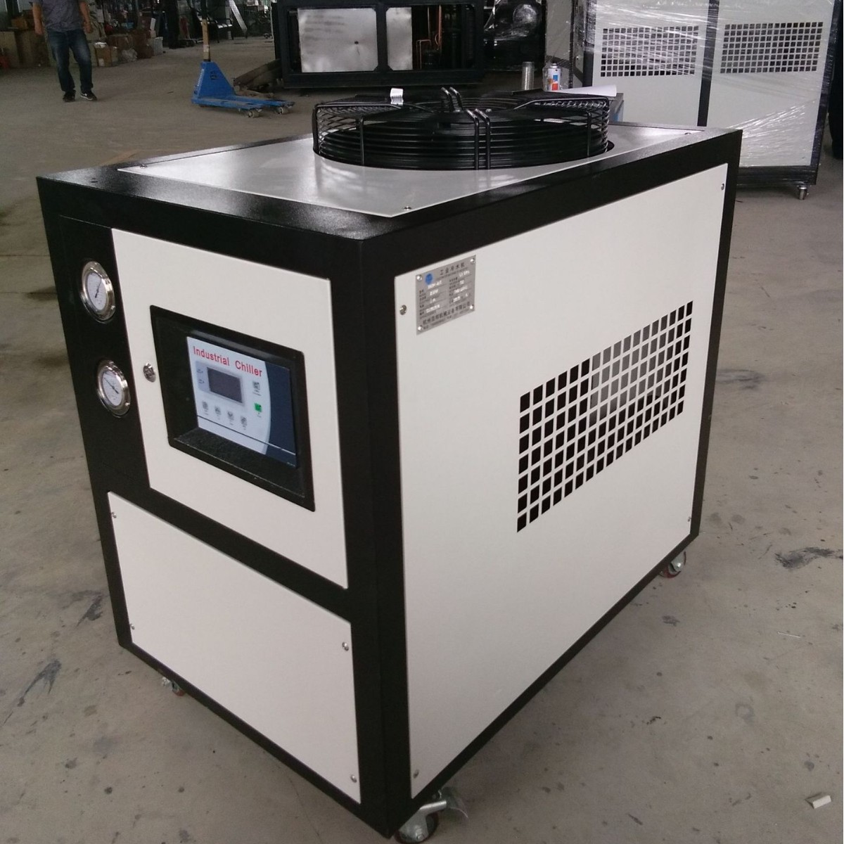 上海箱冷油机小型箱式冷油机高频焊机设备降温冷却机风冷式冷水机