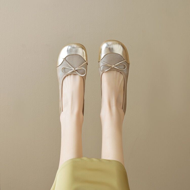 Zapatos de estilo francés de primavera y verano de 2026 nuevos zapatos de estilo Mary Zhen con falda plana zapatos simples
