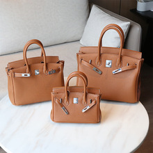 �K�����֦�y��Ƥ������ٴ������2026�¿�Ů����Ƥ�μ�б���Ů