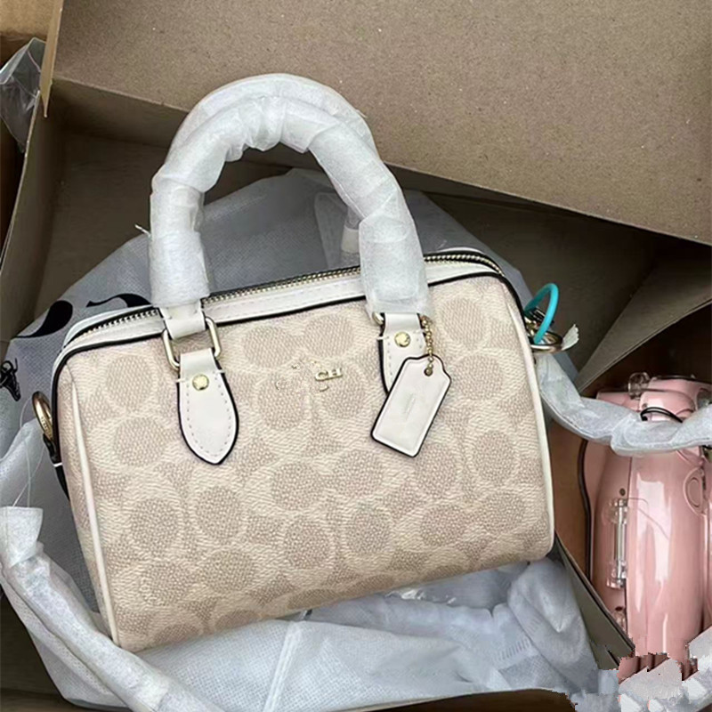 Classic Coco Classic Boston Pillow Bag Large Capacity Mini Bag CH160pvc Old Flower Portable Crossbody Bag Classic Coco Classic Boston Pillow Bag Large Capacity Mini Bag CH160pvc Old Flower Portable Crossbody Bag