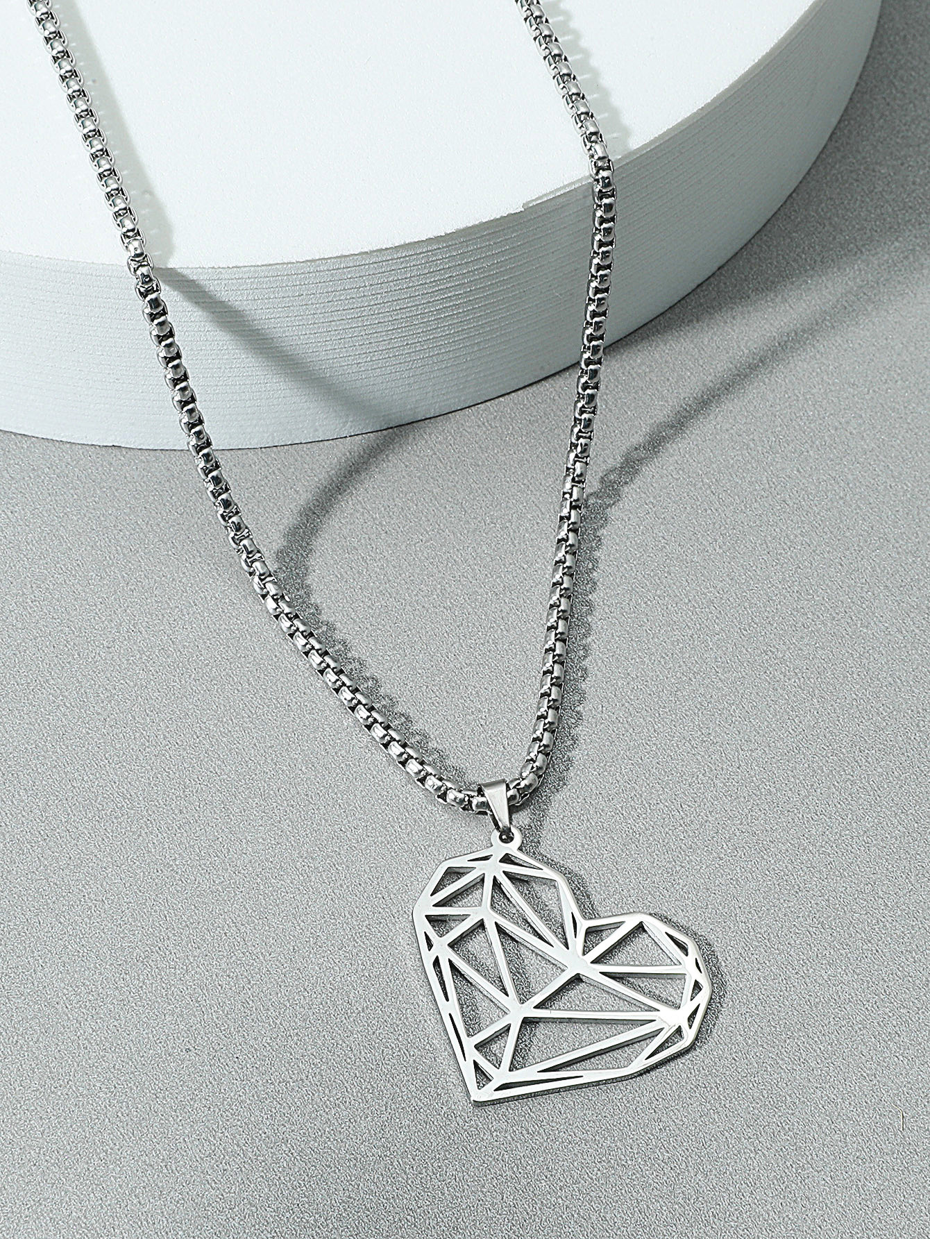 Fashion Hollow Heart-shaped Titanium Steel Necklace display picture 2