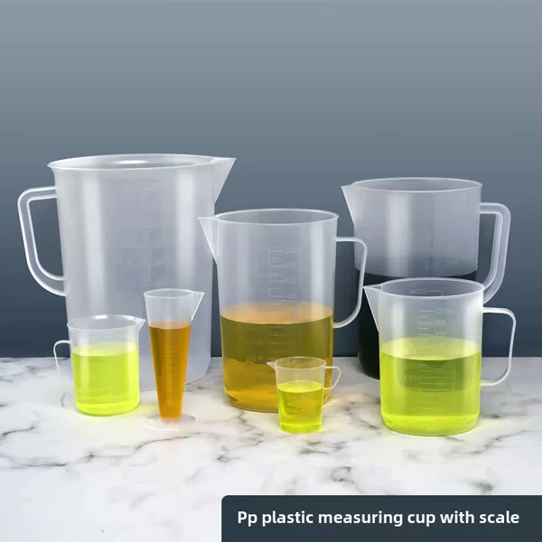 Plastic Measuring Cup with Scale, Commercial Pp Measuring Spoon for Milk Tea, Coffee Baking Beaker 1/2/5000ml