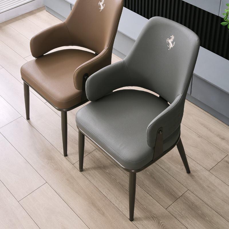 Silla de comedor, silla de mesa de comedor casera, silla de comedor de lujo ligera, silla de banquete de alta calidad, nuevo tipo de silla de mahjong de hierro forjado