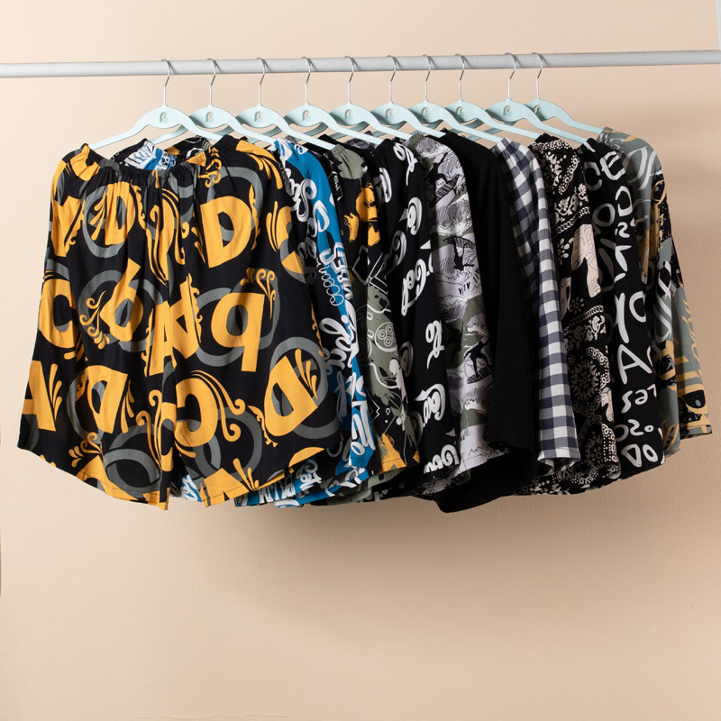 Pantalones de pijama para hombre, pantalones cortos de seda de algodón fino de verano, pantalones de playa de algodón artificial de gran tamaño, pantalones sueltos de cinco puntos para el hogar