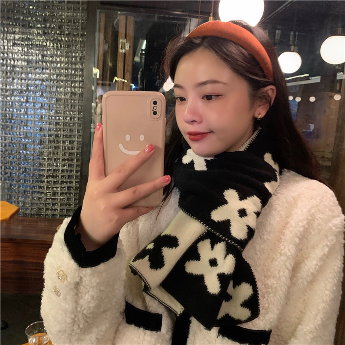 500g Weight Scarf Classification Daily Occasion Women's Korean Style Flower Knit Scarf