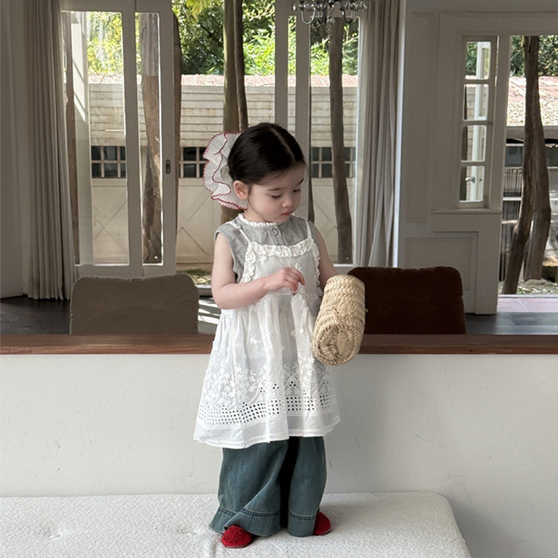 Girls' 2025 Summer New Llace Collar Small Vest Floral Sling dress All-match Wide Leg Pants Three-piece Fashionable Set