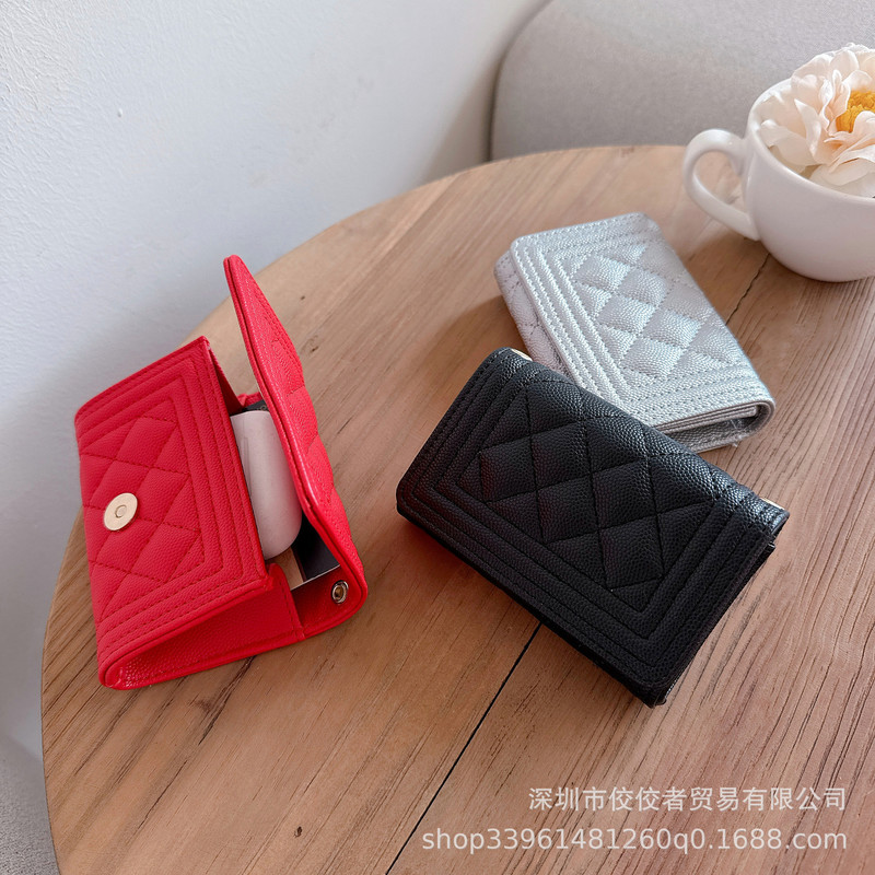 菱形ステッチは、勤務証明書、銀行カード、小銭、勤務証明書、アクセスカードホルダー、レザーレディースヘッドフォンバッグ、キーミニに適しています。|undefined