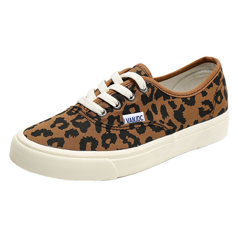 2025 Spring and Autumn Harajuku Ulzzang Versatile Low-Top Student Replica Canvas Shoes Women's Casual Popular Leopard Print Sneakers