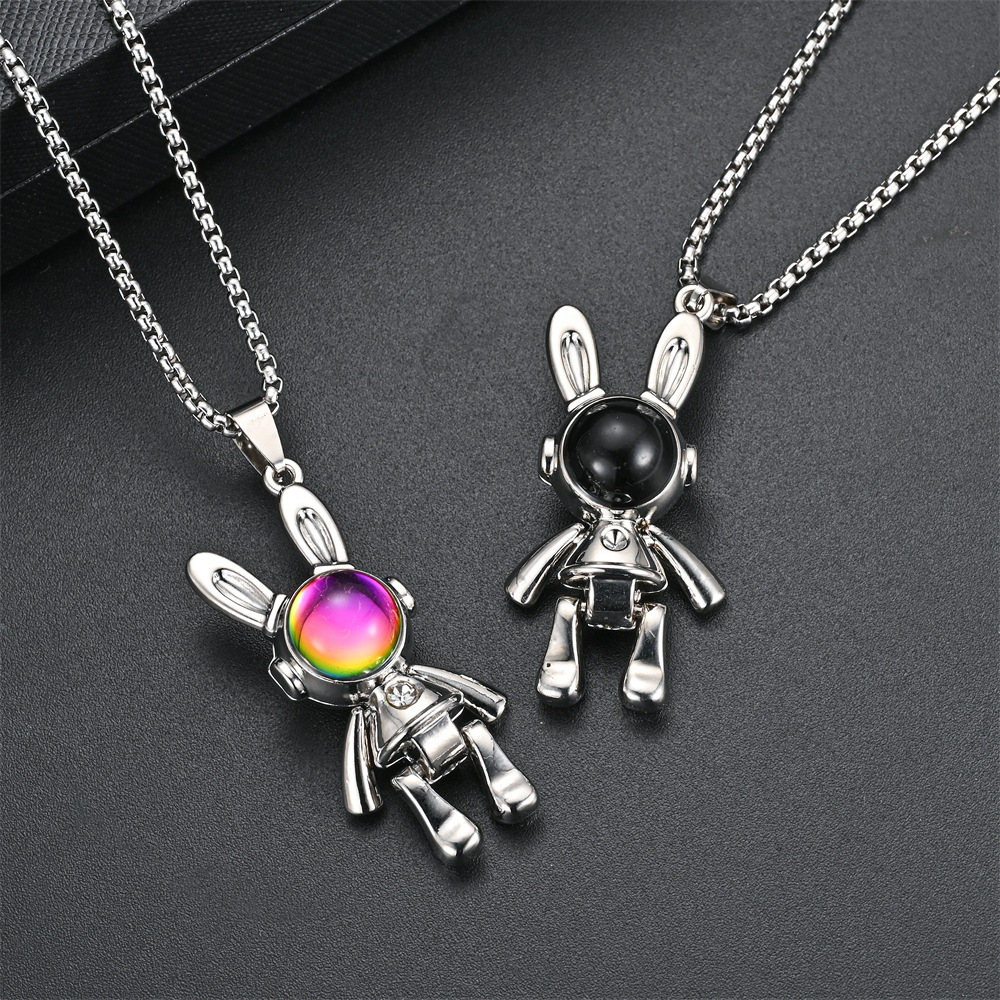 INS Style Astronaut Stainless Steel Pendant Necklace 1 Piece